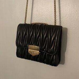 Black Quilted Chain Shoulder Bag Purse